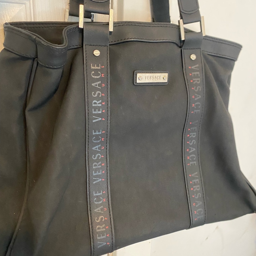 Sleek Versace Black Perfums London Edition Tote Bag